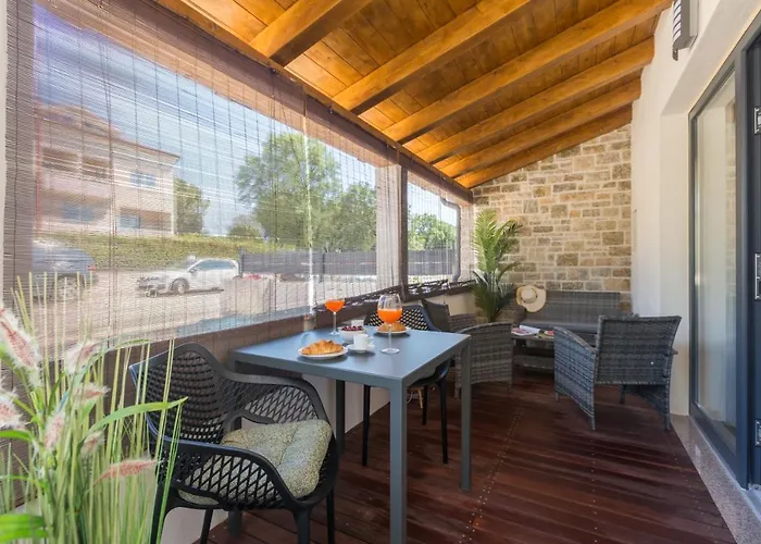 Apartamento Radovan 1 *