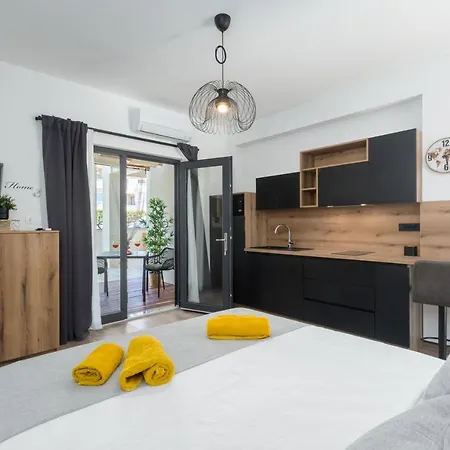 Apartments Residence Radovan 1 *